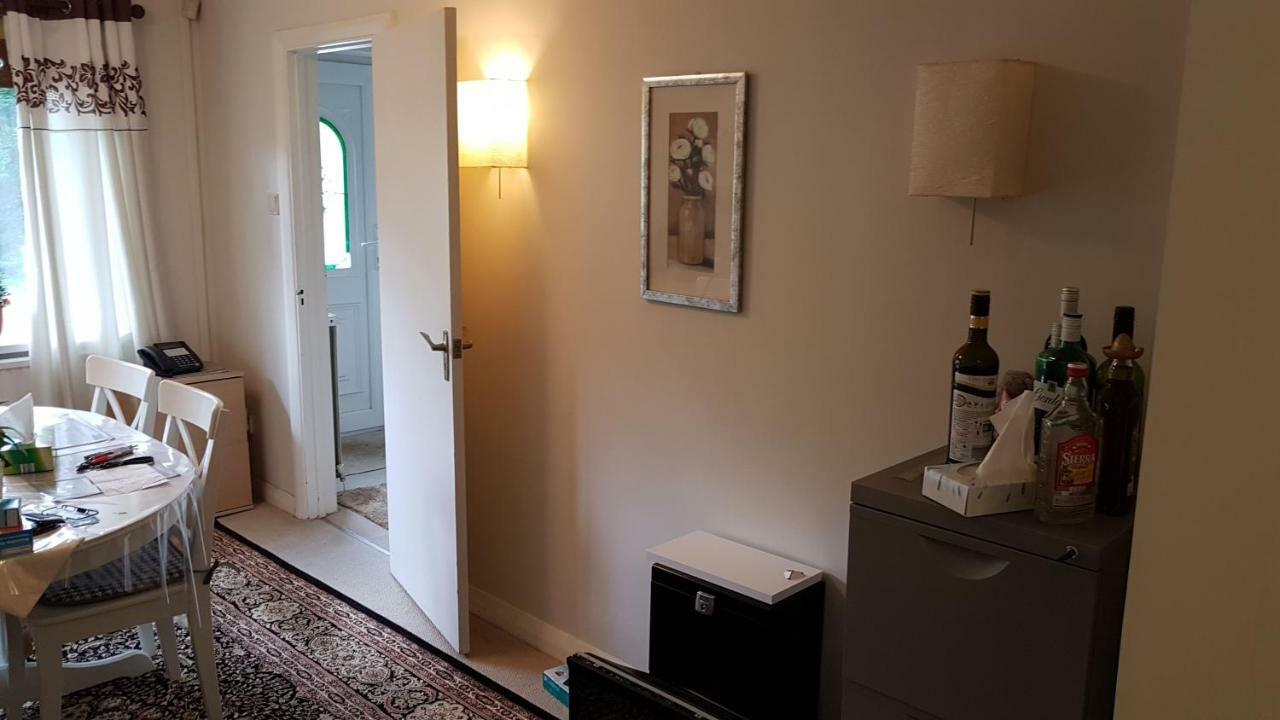 Stylish Private Room In Nice Area Of Cardiff Exterior photo